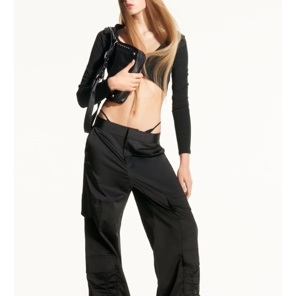 Zara WRAP CROP TOP
BLACK​ - Picture 3 of 4